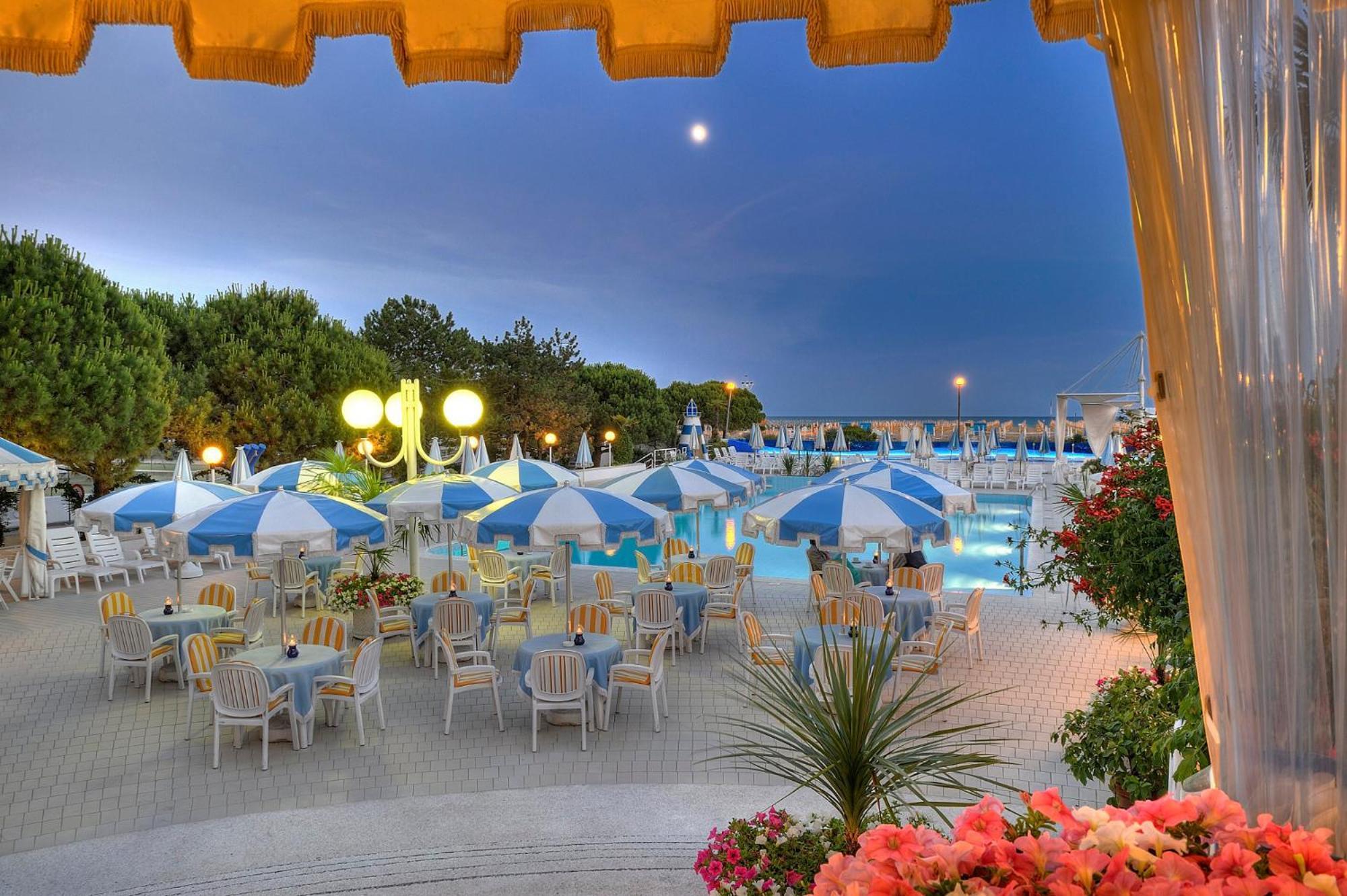 Hotel Corallo Bibione Esterno foto