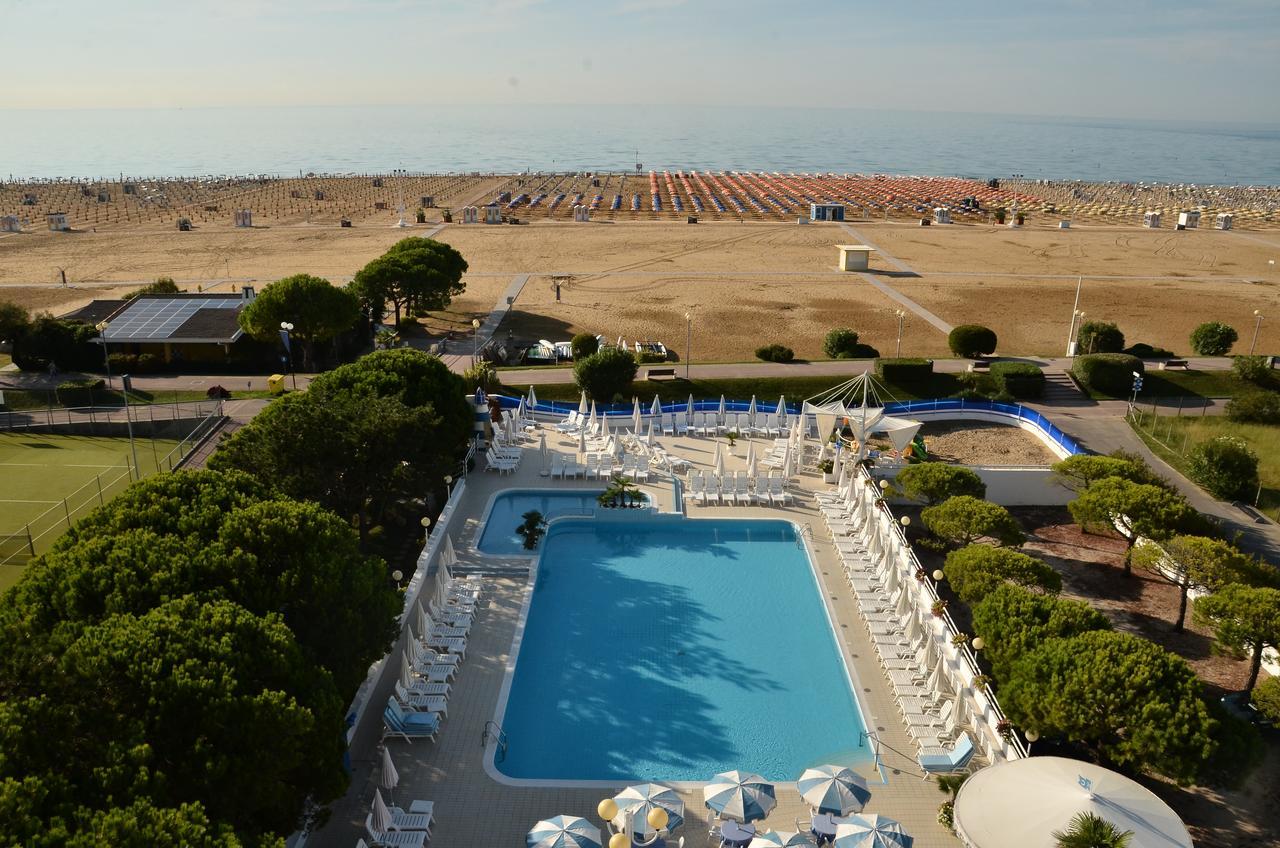 Hotel Corallo Bibione Esterno foto
