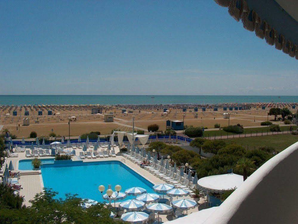 Hotel Corallo Bibione Esterno foto