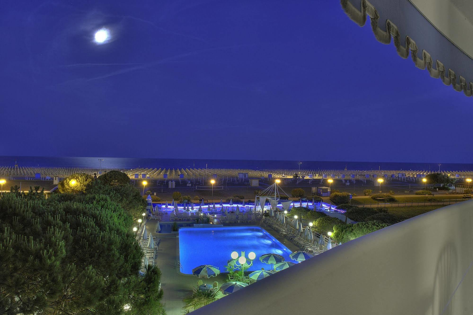Hotel Corallo Bibione Esterno foto