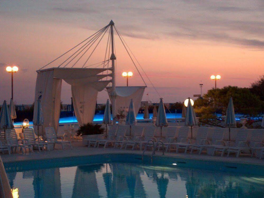 Hotel Corallo Bibione Esterno foto