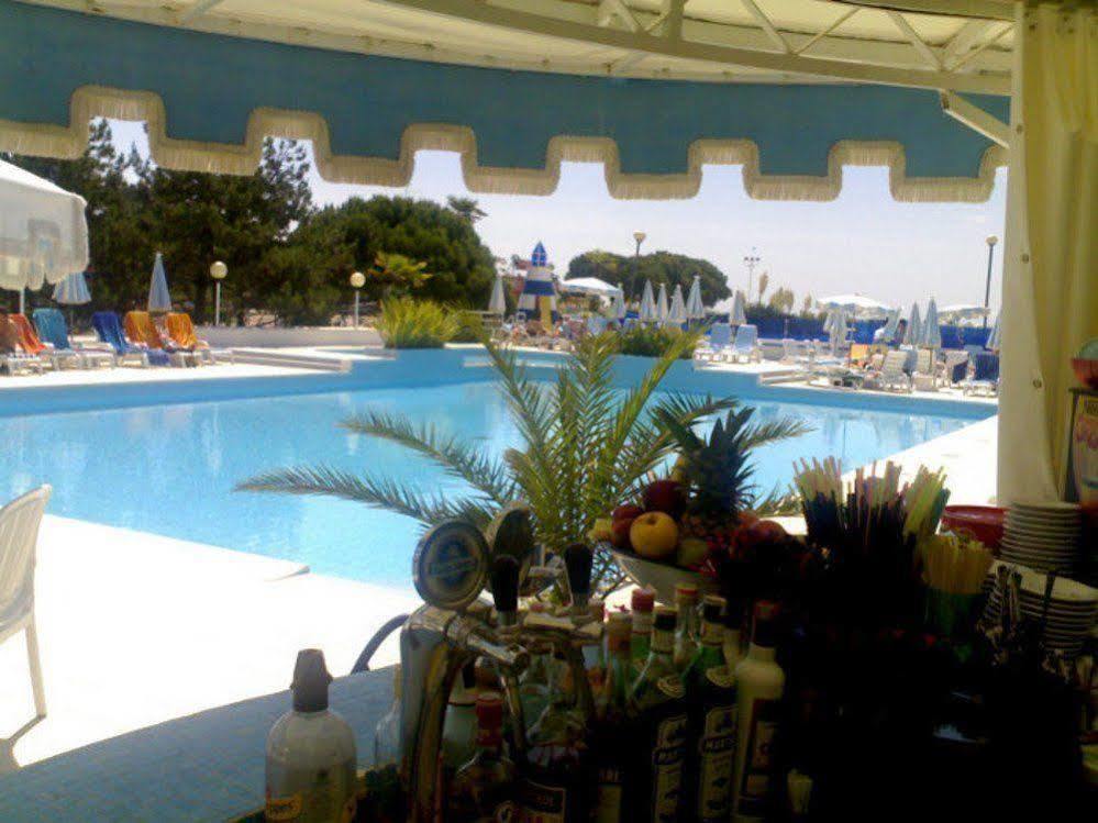 Hotel Corallo Bibione Esterno foto
