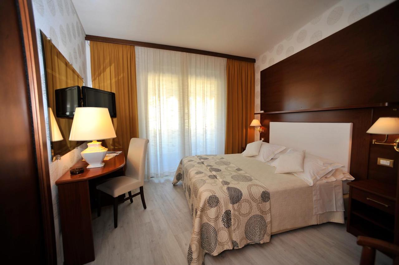 Hotel Corallo Bibione Esterno foto