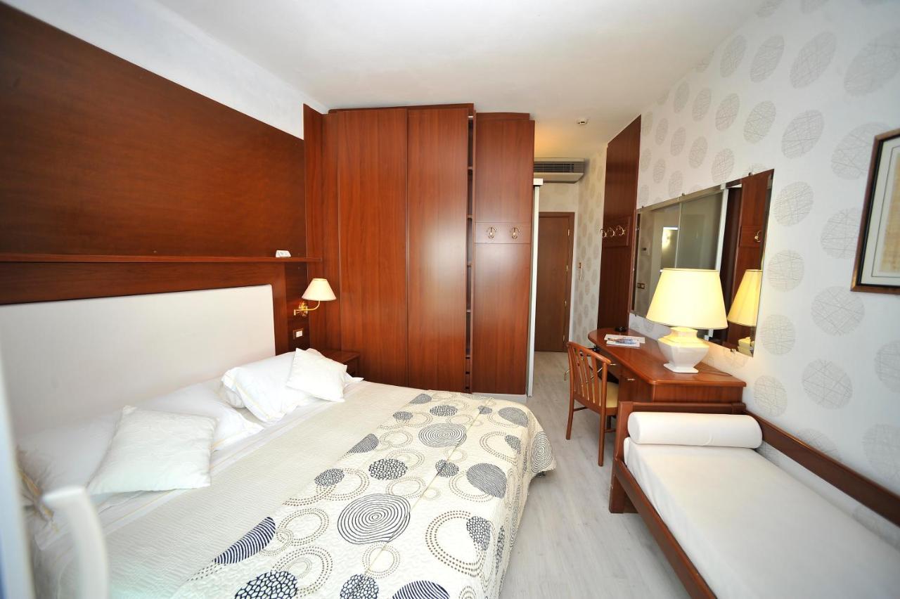 Hotel Corallo Bibione Esterno foto